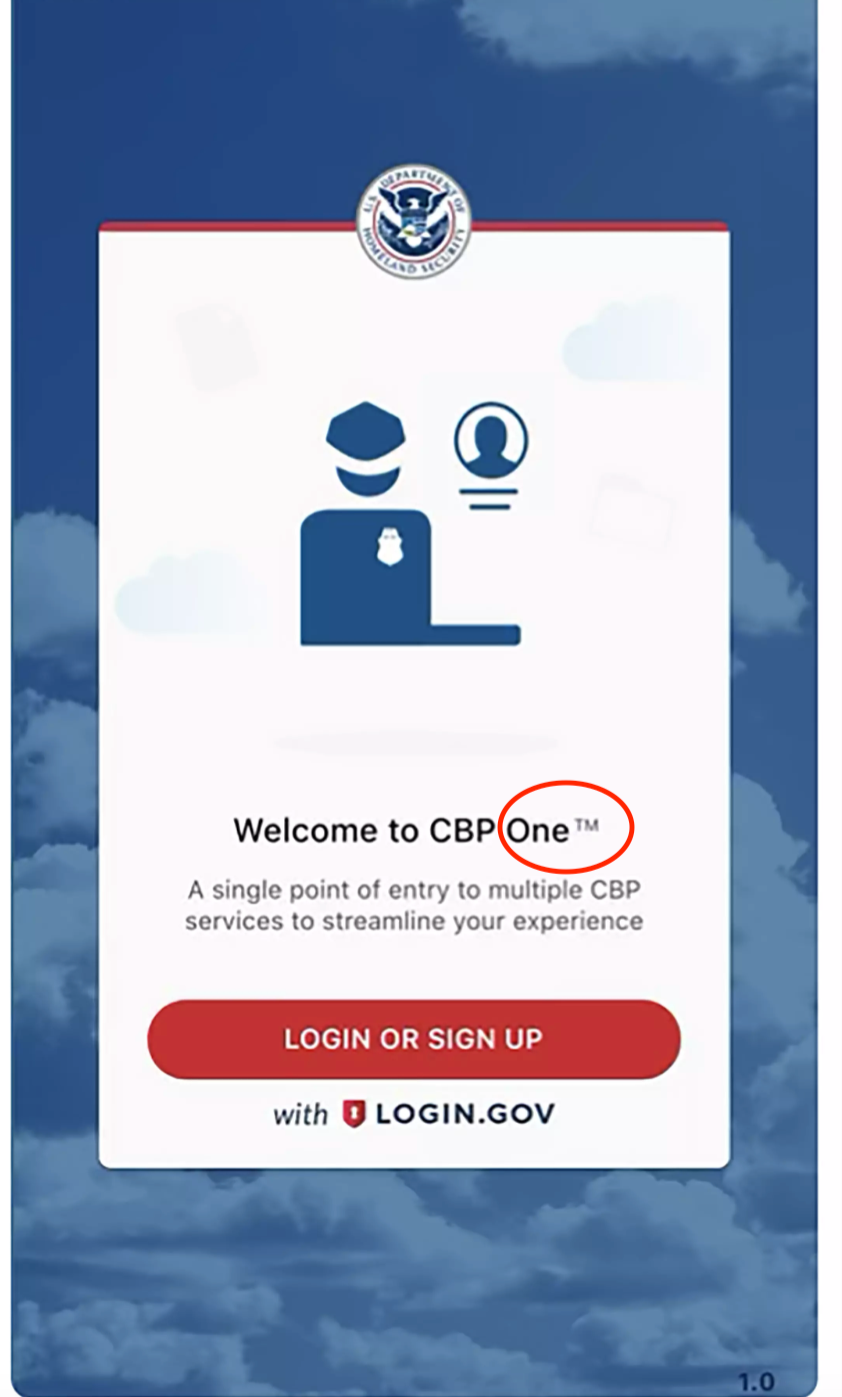 Sa a se yon kapti ekran ki montre vèsyon orijinal aplikasyon CBP One. Li gen mo “one” ki ansèkle an wouj.